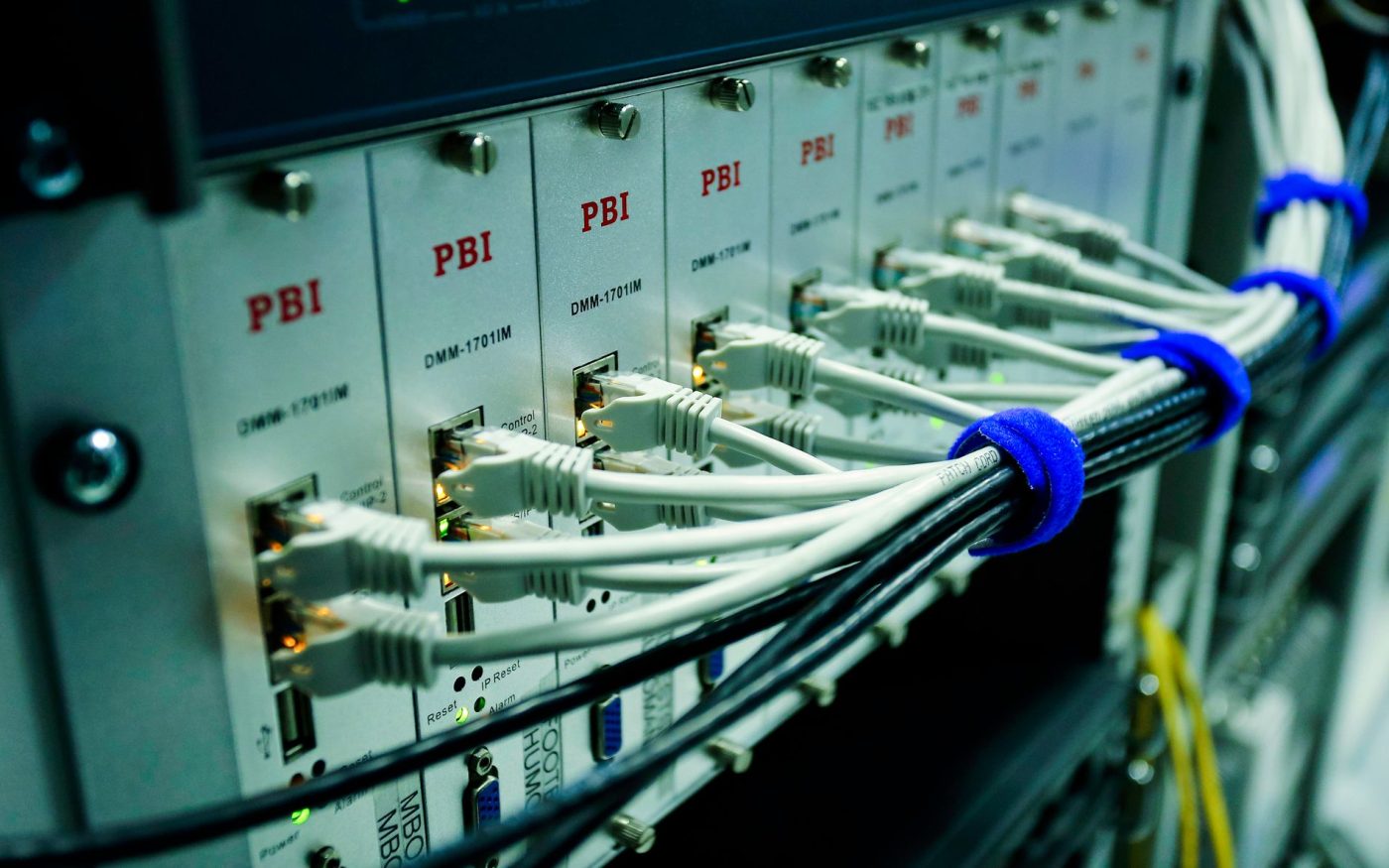 Network switch ve ethernet kablolama